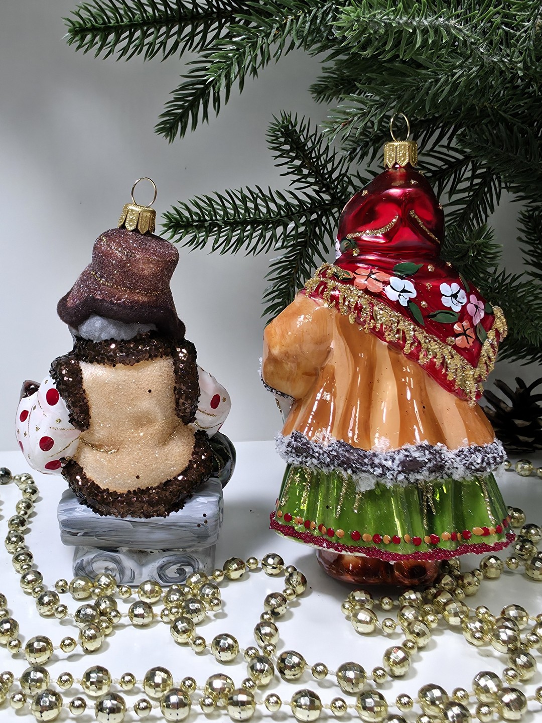 фото Набор ёлочных игрушек Бабушка с кувшином и дед с балалайкой