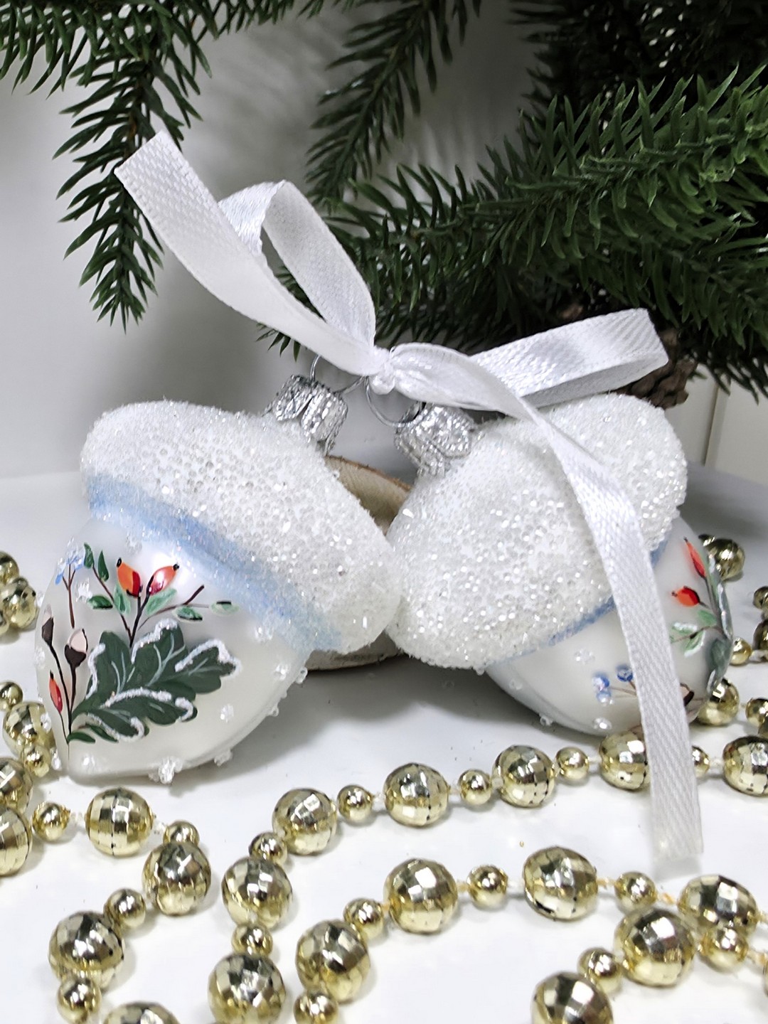 фото Набор ёлочных игрушек Два желудя шиповник