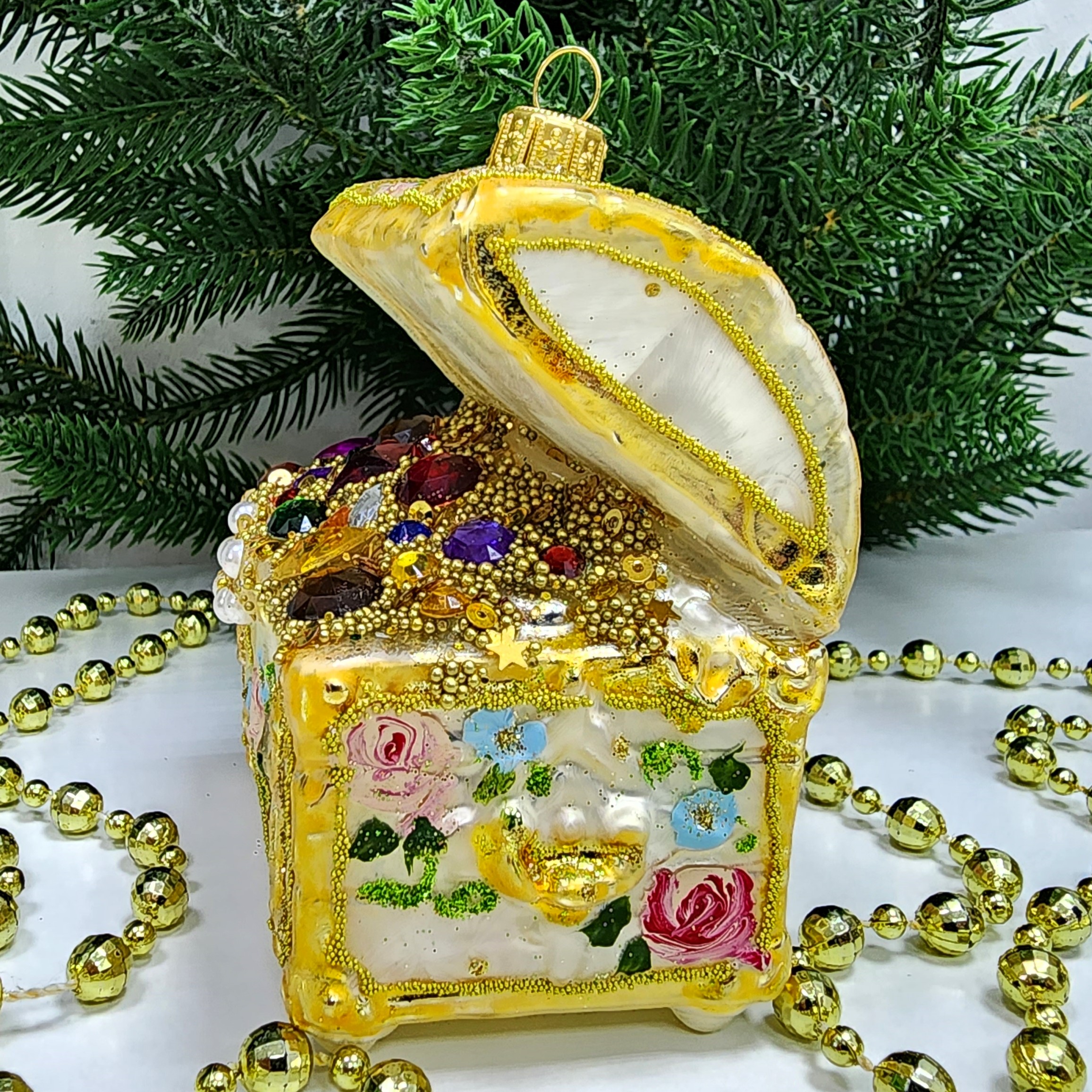фото Стеклянная елочная игрушка Сундук с золотом Версаль