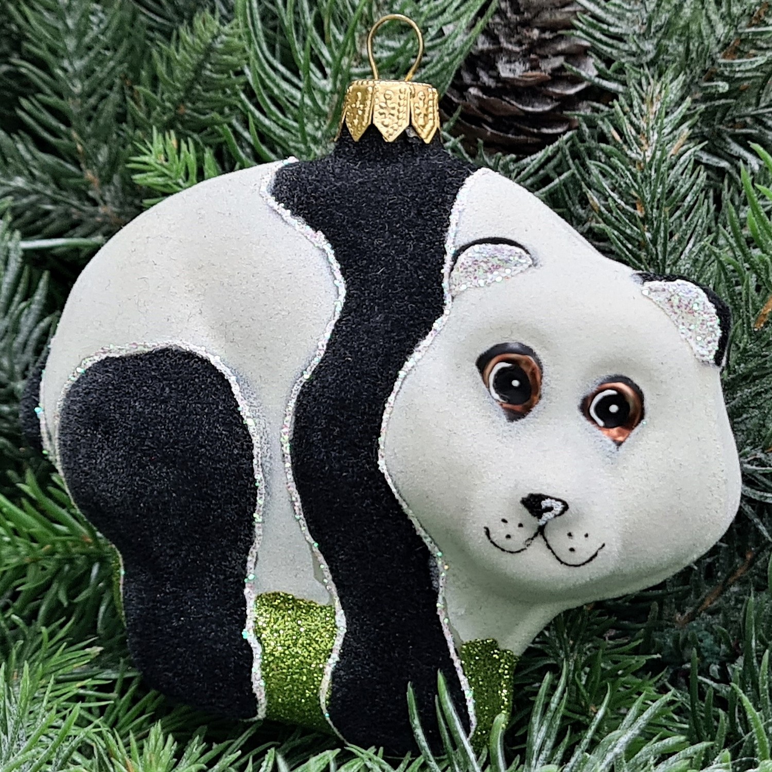 фото Стеклянная елочная игрушка Панда