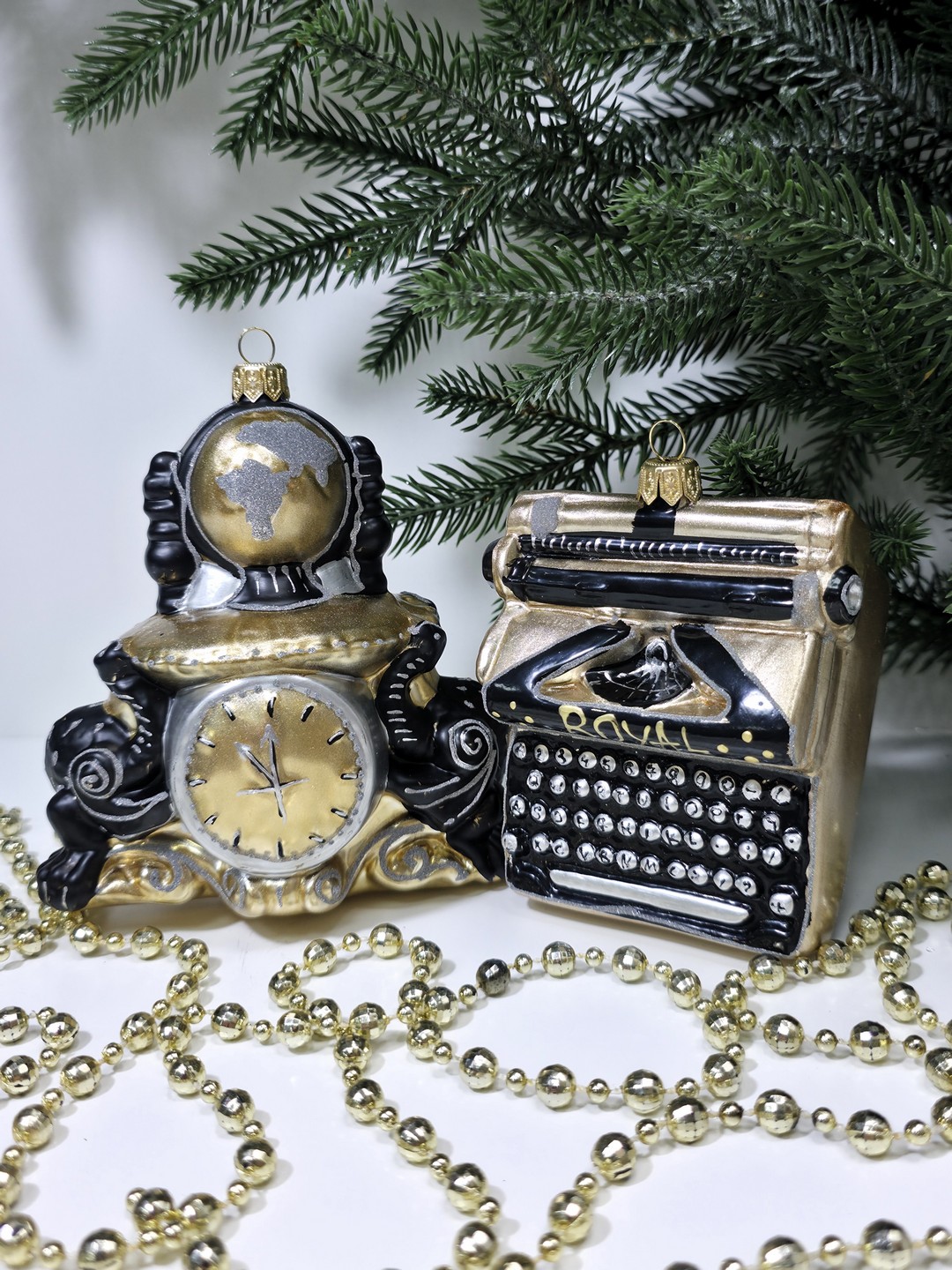фото Набор ёлочных игрушек Часы с глобусом и печатная машинка ретро