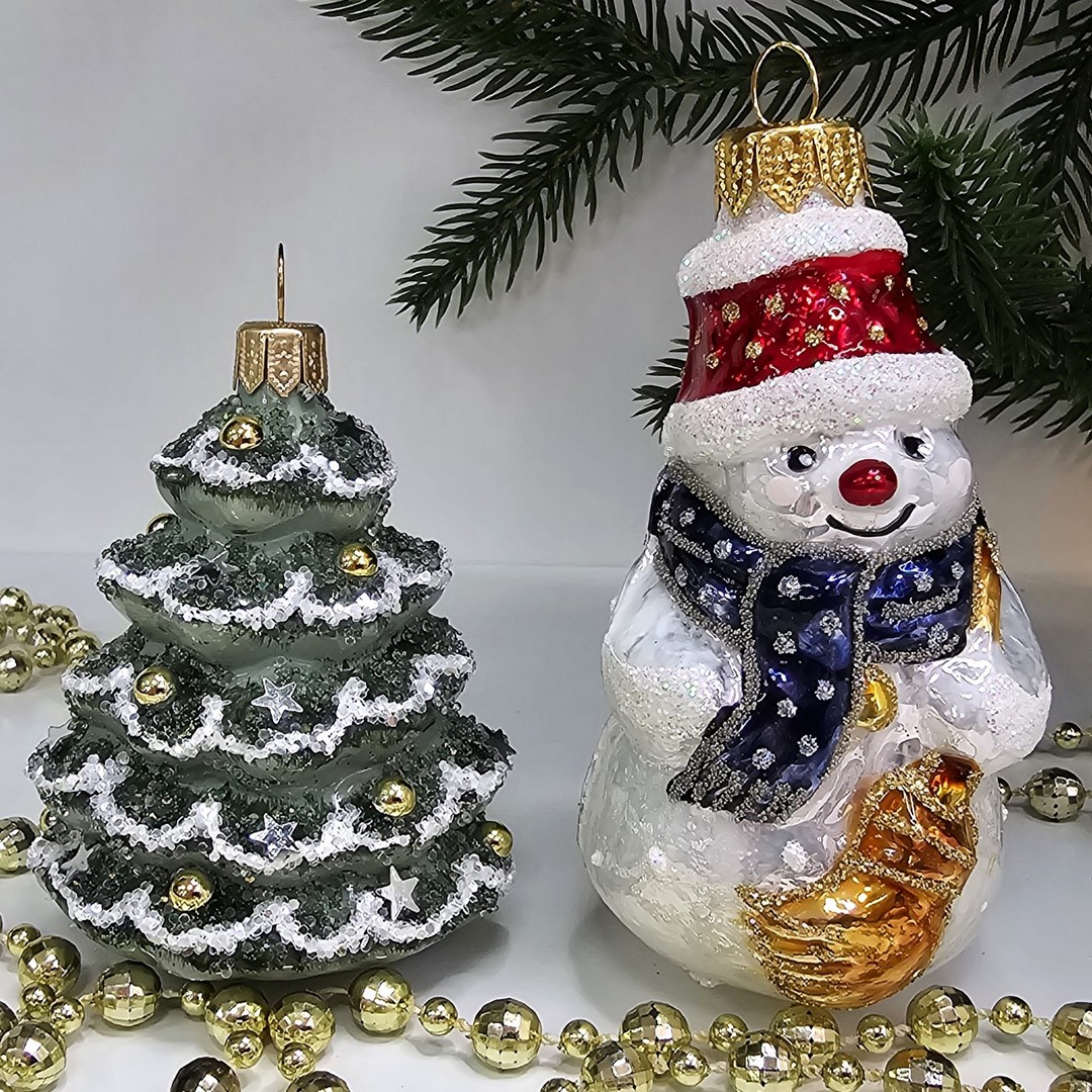фото Набор стеклянных ёлочных игрушек Irena-Co Снеговик с метлой и елочка
