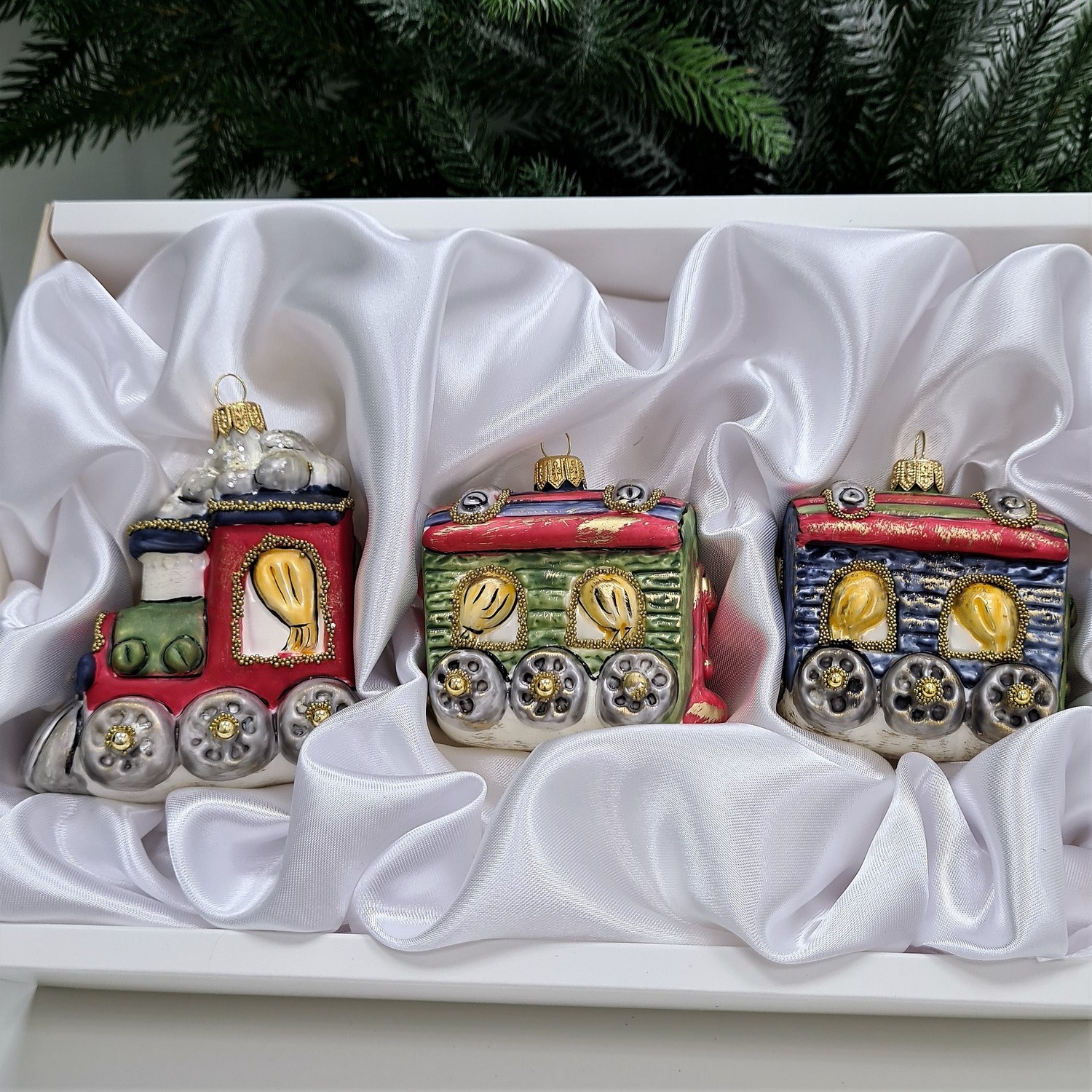 фото Набор ёлочных игрушек Паровоз и два вагона Винтаж
