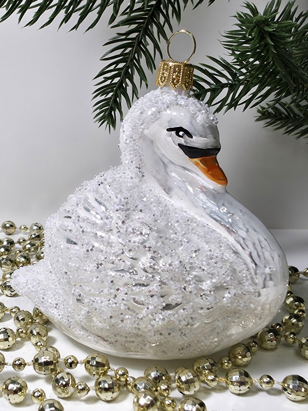 фото Стеклянная елочная игрушка Лебедь белый