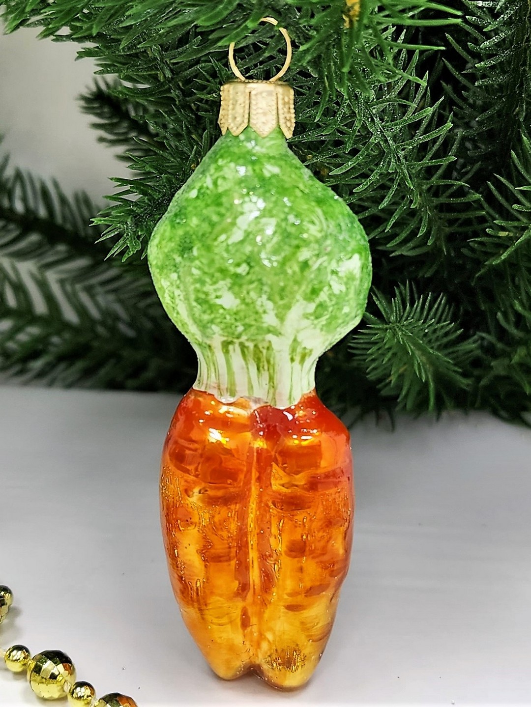 фото Стеклянная елочная игрушка Морковь