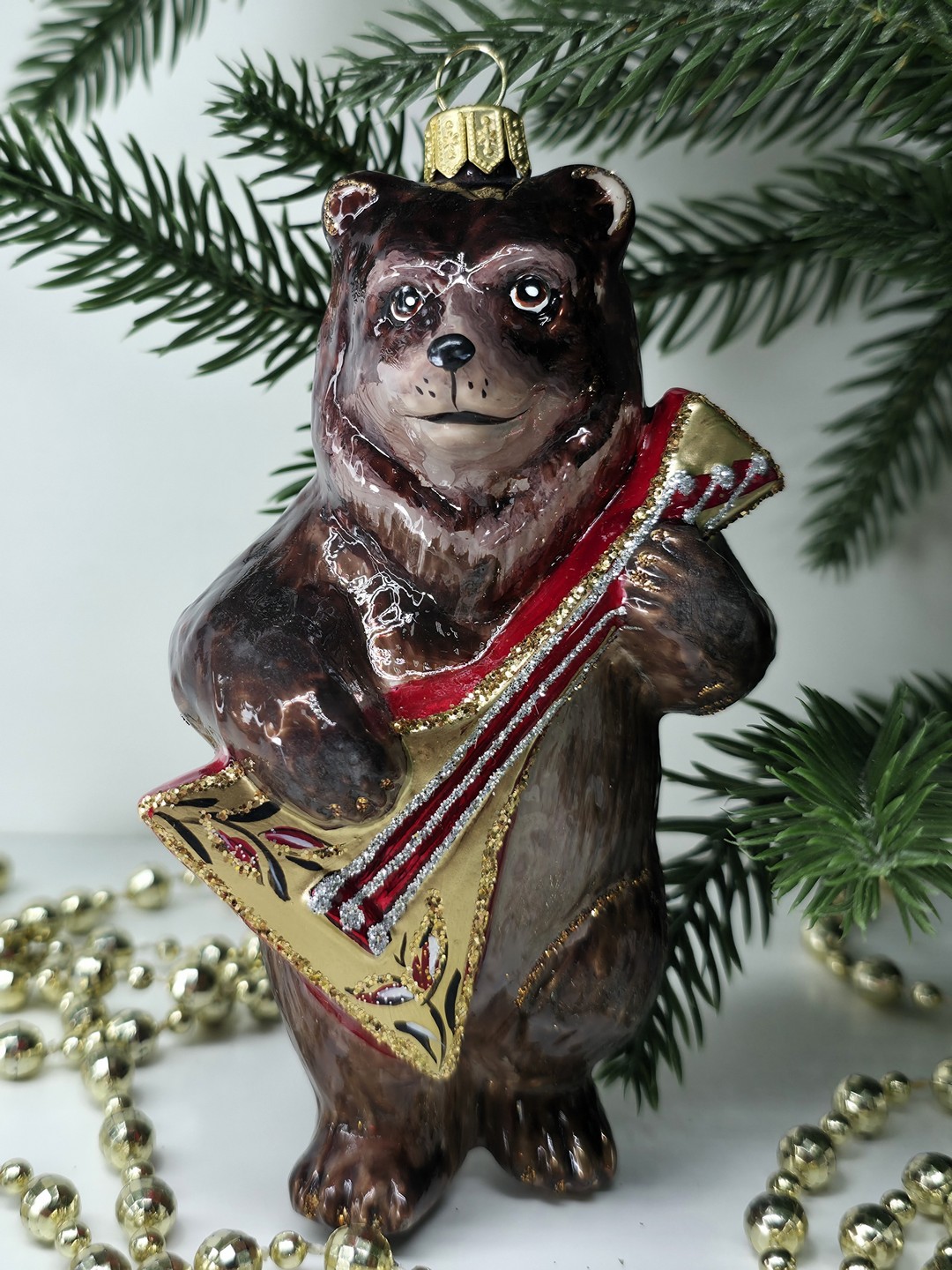 фото Стеклянная елочная игрушка Медведь с балалайкой 2
