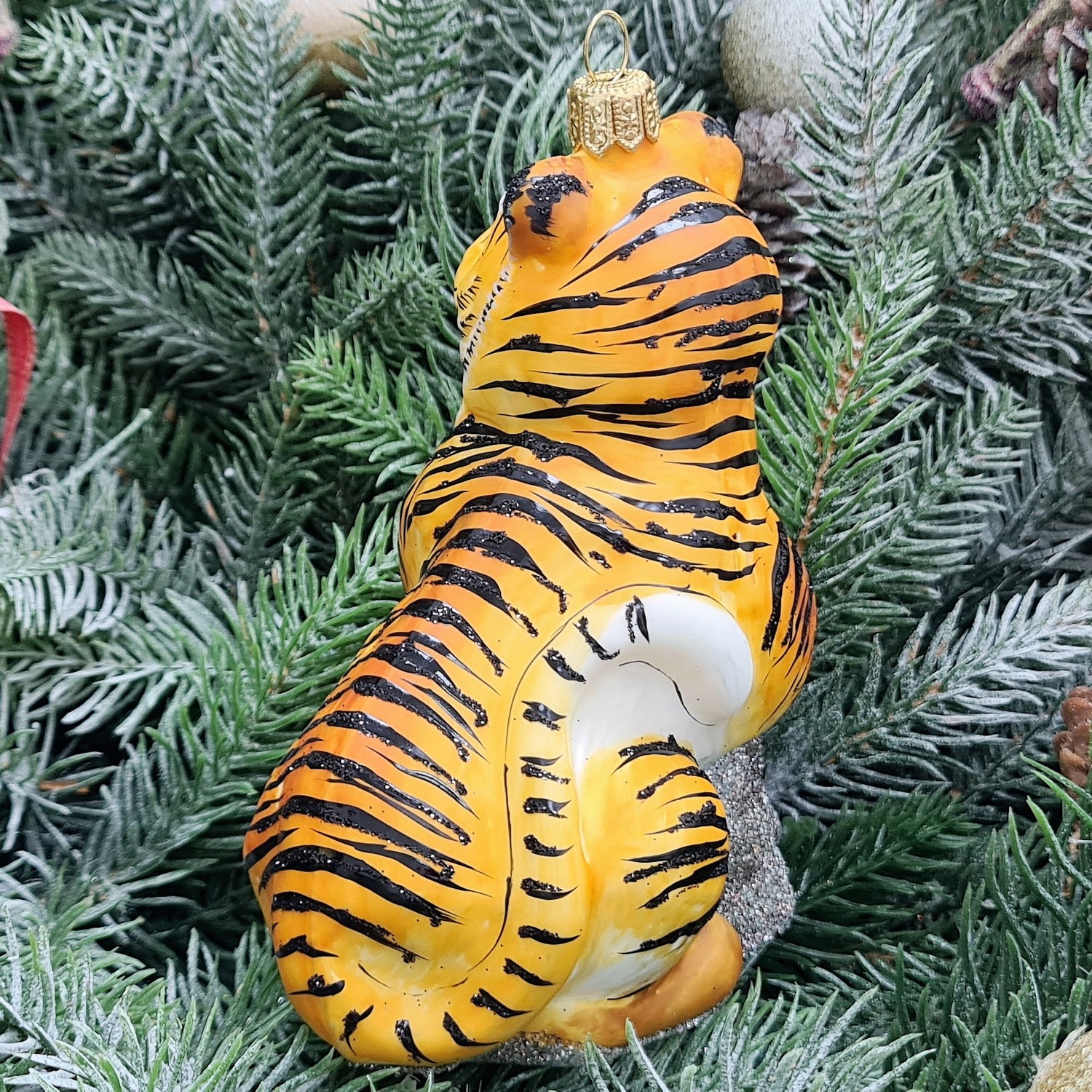 фото Стеклянная елочная игрушка Тигр на камне-2