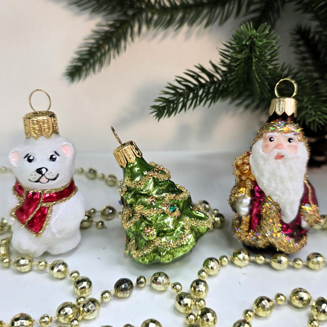 фото Набор стеклянных ёлочных игрушек Irena-Co Дед Мороз, елочка и мишка