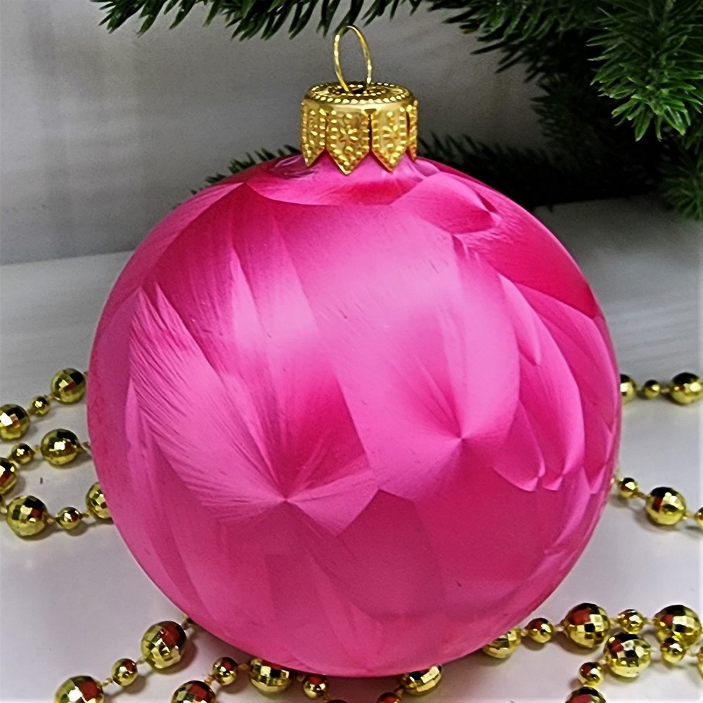 фото Стеклянный шар 80 мм Морозко ярко розовый