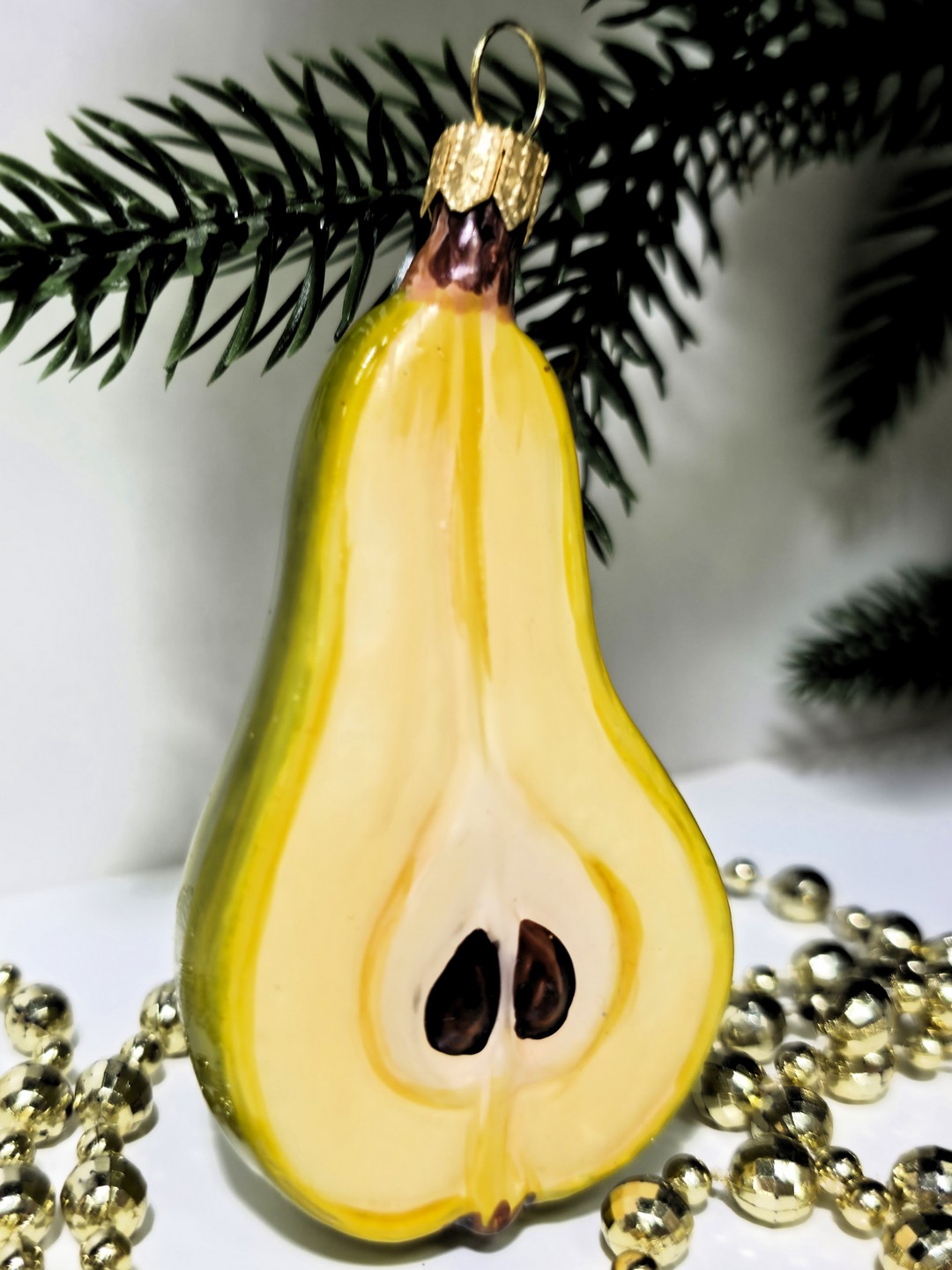 фото Стеклянная елочная игрушка Груша половинка