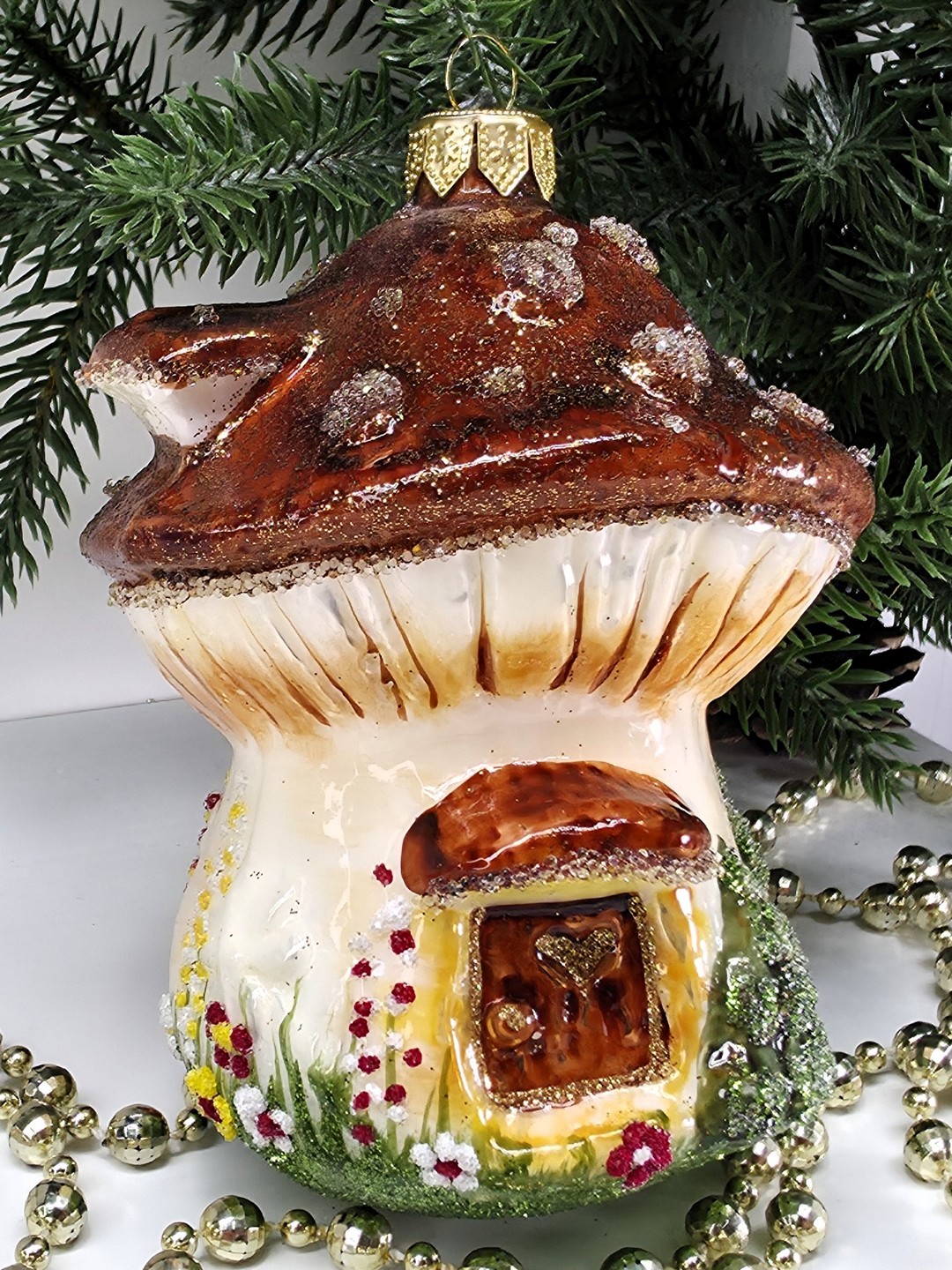 фото Стеклянная елочная игрушка Домик Грибок