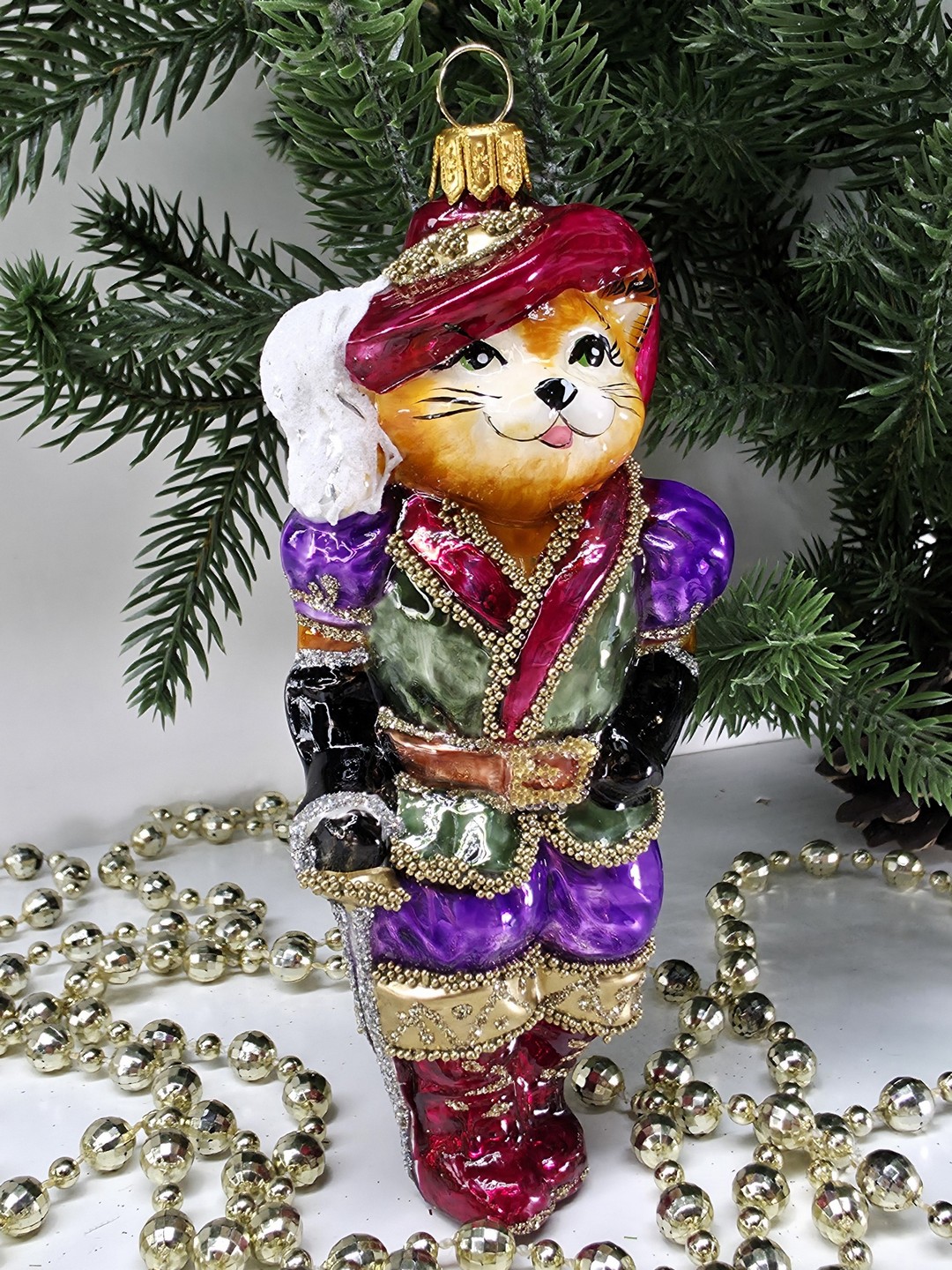 фото Стеклянная елочная игрушка Кот в сапогах рыжий