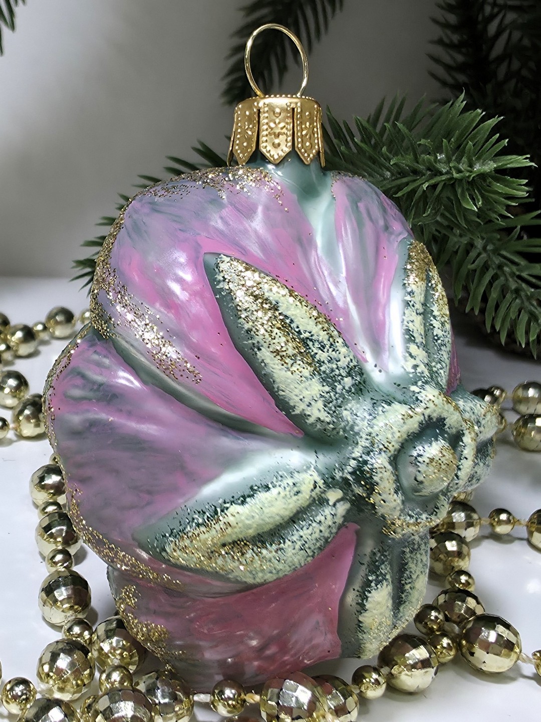 фото Стеклянная елочная игрушка Фиалка