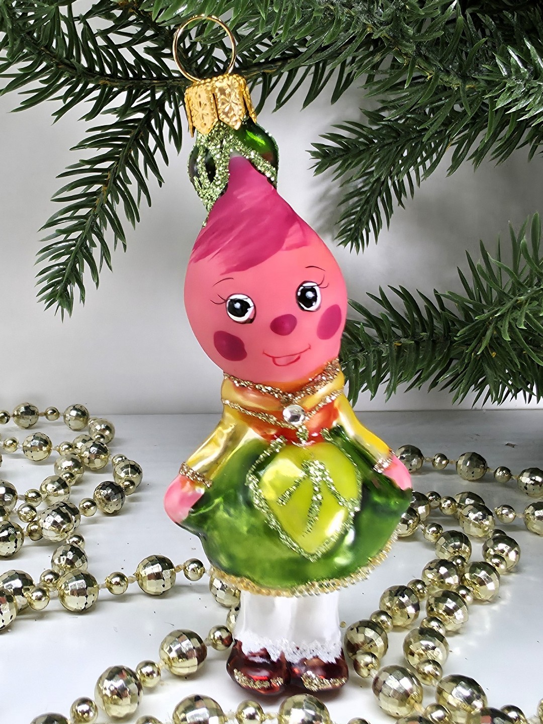 фото Стеклянная елочная игрушка Редиска