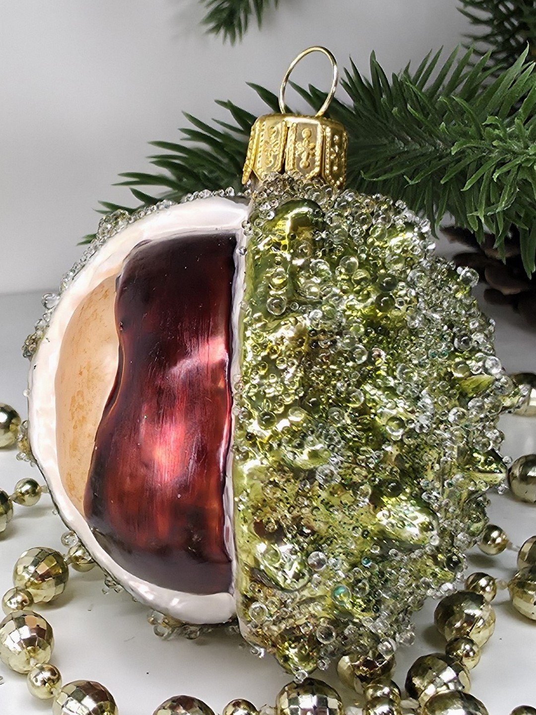 фото Стеклянная елочная игрушка Каштан